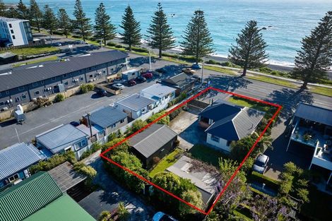 Photo of property in 136 Esplanade, Kaikoura, 7300