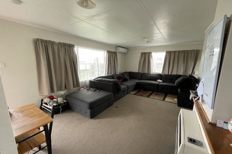 Photo of property in 9 Aratapu Street, Waitara, 4320