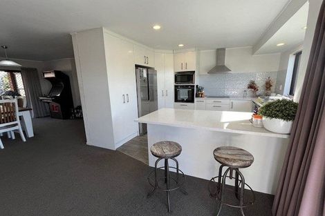 Photo of property in 5 Nicholas Road, Somerville, Auckland, 2014