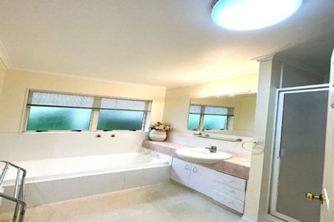 Photo of property in 23 Bronte Place, Somerville, Auckland, 2014