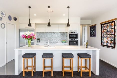 Photo of property in 32 Pelorus Avenue, Poraiti, Napier, 4112