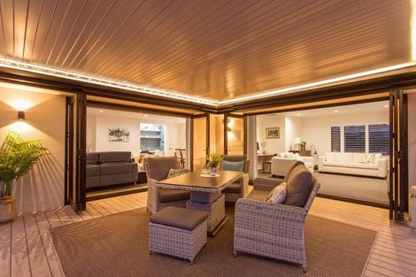 Photo of property in 10 Penhelig Place, Burnside, Christchurch, 8053