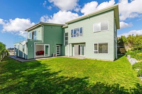 Photo of property in 12 Seaview Crescent, Hatfields Beach, Orewa, 0931