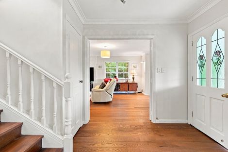 Photo of property in 199 Chelsea View Drive, Chatswood, Auckland, 0626
