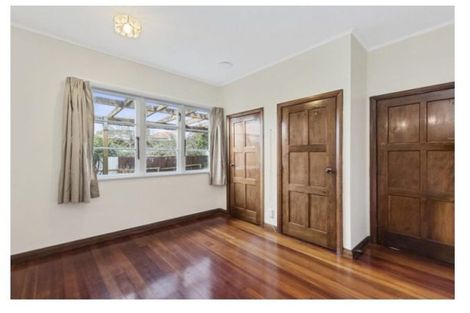 Photo of property in 24 Plunket Terrace, Hamilton East, Hamilton, 3216