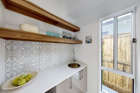 Photo of property in 7 Kirton Crescent, Manurewa, Auckland, 2102