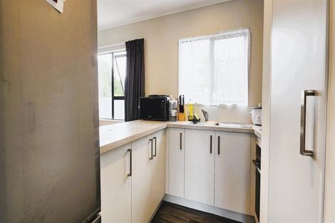 Photo of property in 12 Redwood Drive, Waipukurau, 4200