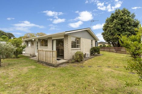 Photo of property in 41 Alexander Road, Raumati Beach, Paraparaumu, 5032