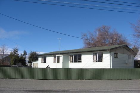 Photo of property in 44 Rata Road, Twizel, 7901