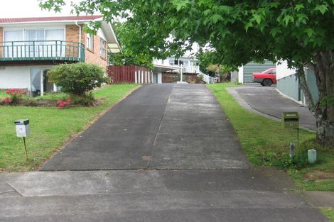 Photo of property in 11 De Thiery Place, Pakuranga Heights, Auckland, 2010