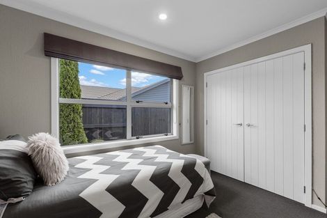 Photo of property in 62 Rosalie Terrace, Kelvin Grove, Palmerston North, 4414