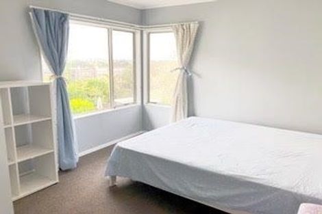 Photo of property in 121 West Harbour Drive, West Harbour, Auckland, 0618
