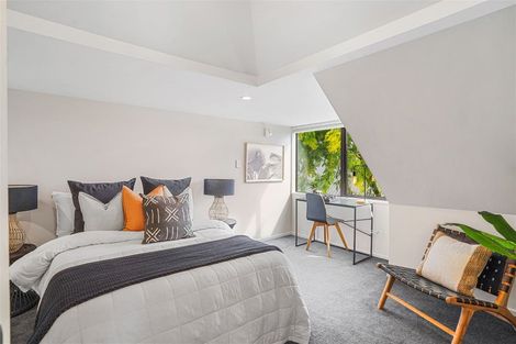 Photo of property in 31 Althorp Place, Avonhead, Christchurch, 8042