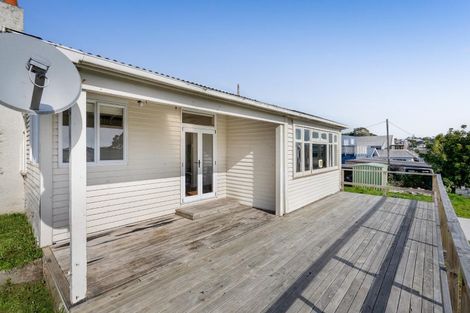 Photo of property in 452 Saint Aubyn Street, Moturoa, New Plymouth, 4310