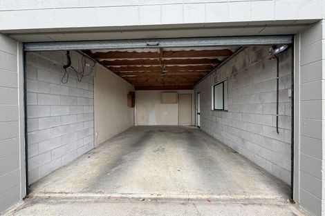 Photo of property in 1/75a West Coast Road, Glen Eden, Auckland, 0602