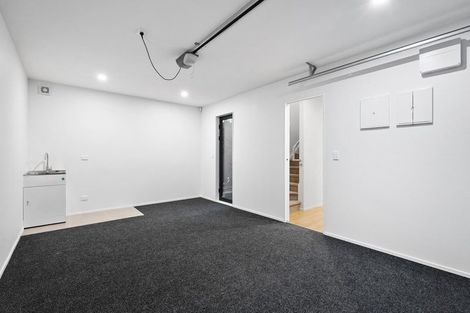 Photo of property in 1a Maxwelton Drive, Mairangi Bay, Auckland, 0630