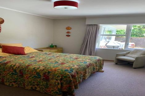 Photo of property in 39 Acheron Road, Paremata, Porirua, 5026