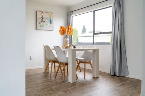 Photo of property in 4 Bradley Place, Nawton, Hamilton, 3200