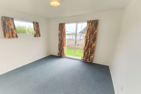 Photo of property in 21 Solway Street, Levin, 5510