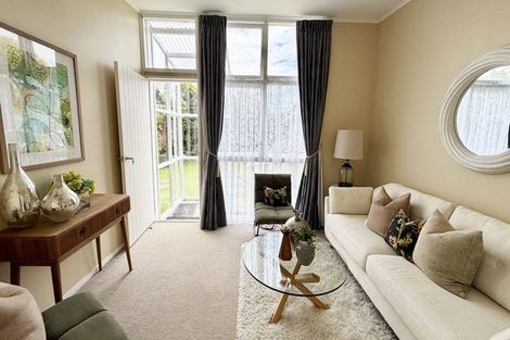 Photo of property in 5/13 Napoleon Avenue, Milford, Auckland, 0620