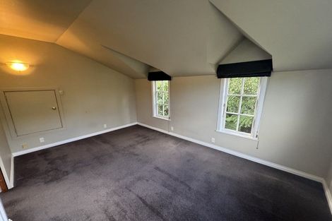 Photo of property in 27 Tawa Terrace, Tawa, Wellington, 5028