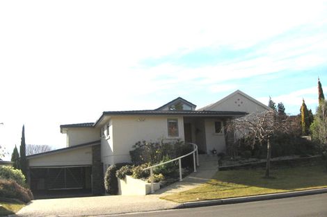 Photo of property in 12 Kennedy Crescent, Wanaka, 9305