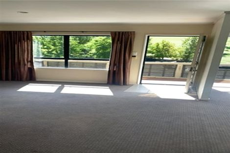 Photo of property in 48 Topliss Drive, Northcross, Auckland, 0632