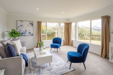 Photo of property in 20 Dusky Crescent, Aotea, Porirua, 5024