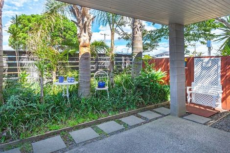 Photo of property in 306 Ocean Road, Whangamata, 3620