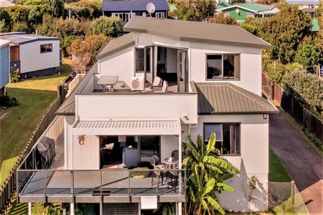 Photo of property in 4a Moray Place, Whiritoa, Whangamata, 3691
