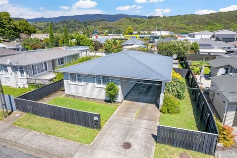 Photo of property in 12 Benge Crescent, Clouston Park, Upper Hutt, 5018