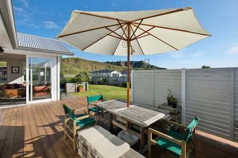 Photo of property in 85 Hamilton Drive, Wainui, Gisborne, 4010