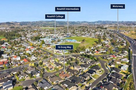 Photo of property in 16 Erceg Way, Rosehill, Papakura, 2113