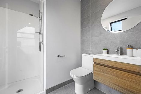 Photo of property in 8/10 New Brighton Road, Shirley, Christchurch, 8061