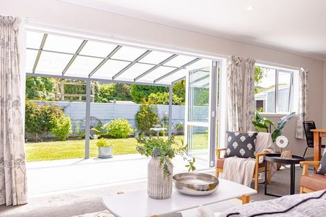 Photo of property in 5a Kells Avenue, Aramoho, Wanganui, 4500