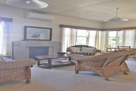 Photo of property in 5 Harbour View Road, Point Chevalier, Auckland, 1022