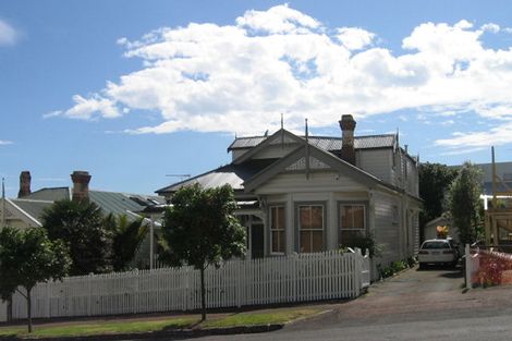 Photo of property in 71 St Marys Road, Saint Marys Bay, Auckland, 1011