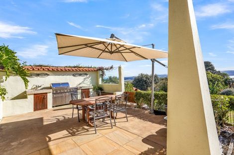 Photo of property in 22 Coleman Terrace, Hospital Hill, Napier, 4110