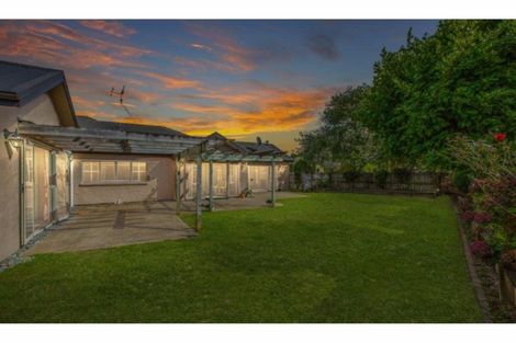 Photo of property in 18 Roderick Place, Rototuna, Hamilton, 3210