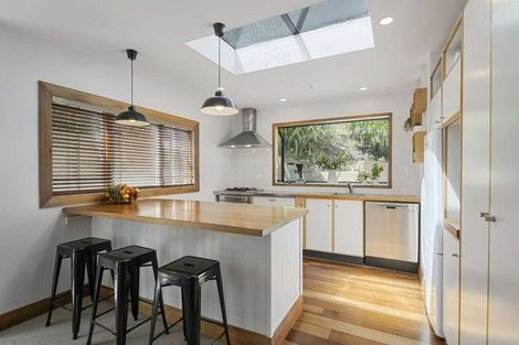 Photo of property in 247 Muritai Road, Eastbourne, Lower Hutt, 5013