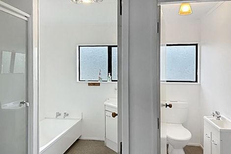 Photo of property in 187 Main Street, Greytown, 5712