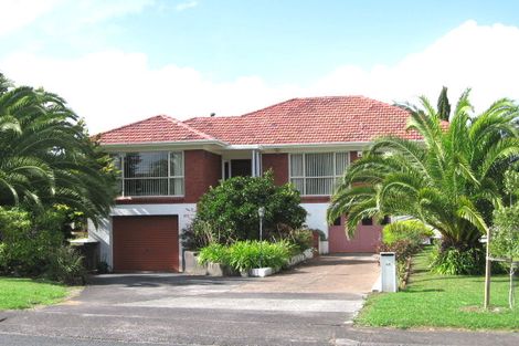 Photo of property in 48 Covil Avenue, Te Atatu South, Auckland, 0610