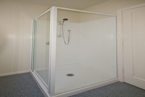 Photo of property in 17 Auburn Avenue, Upper Riccarton, Christchurch, 8041