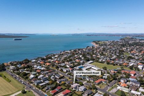 Photo of property in 2/12 Westwell Road, Belmont, Auckland, 0622