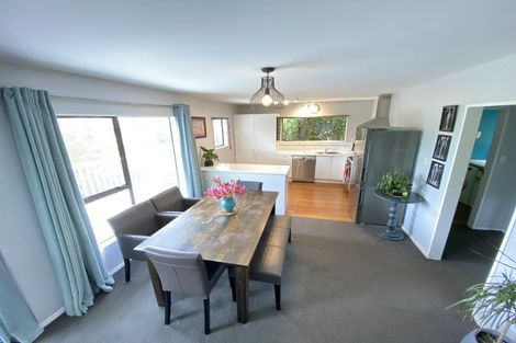 Photo of property in 3 Cassis Place, Crofton Downs, Wellington, 6035