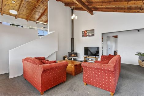 Photo of property in 117 Oreil Avenue, West Harbour, Auckland, 0618