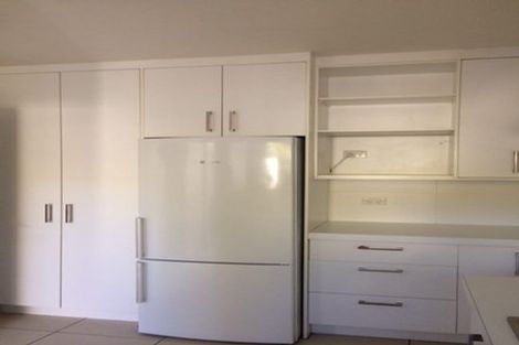 Photo of property in 92b Aikmans Road, Merivale, Christchurch, 8014