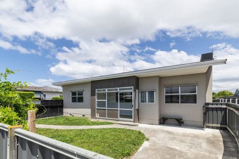 Photo of property in 1/85 Meeanee Road, Taradale, Napier, 4112