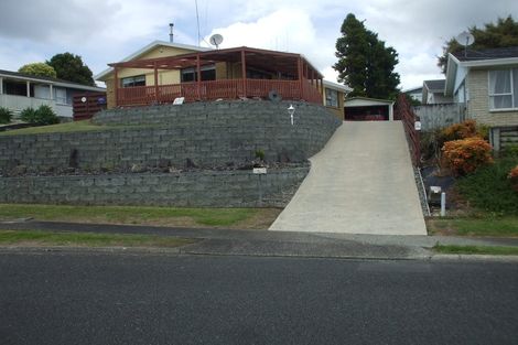 Photo of property in 8 Thode Place, Nawton, Hamilton, 3200