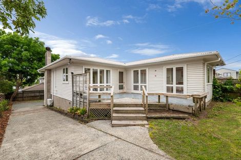 Photo of property in 1/95 Sylvan Avenue, Northcote, Auckland, 0627